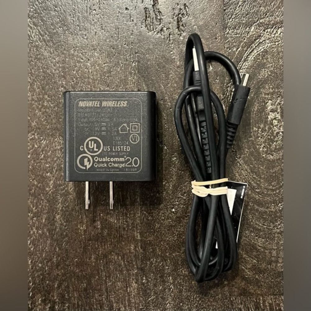 Novatel (3.3-Ft) OEM USB-C to‎ USB Charge/Sync Cable - Black NOV7000USB